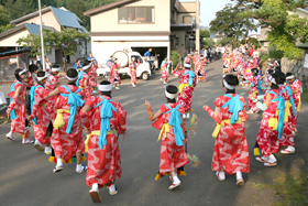 奴踊り