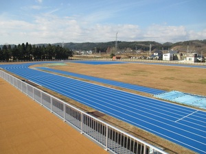 鷹巣陸上競技場