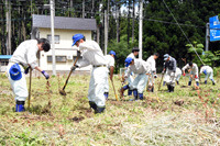 写真：グリーンメイク「ブナ植樹活動」3