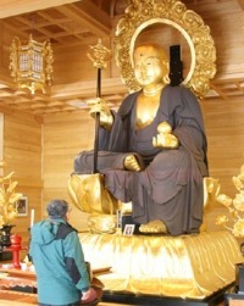 公開間近、修復中の「鎌沢の大仏」 | 北秋田市ホームページ 住民が主役