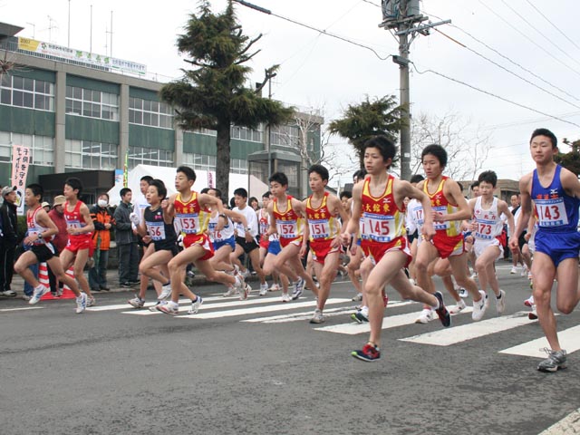 陸上競技シーズンが幕開け 北秋田市ホームページ 住民が主役のもりのまち