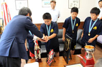 画像：全県学童相撲大会優勝記念写真2