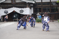 坊沢獅子踊り2