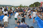 2011魚のつかみどり大会4