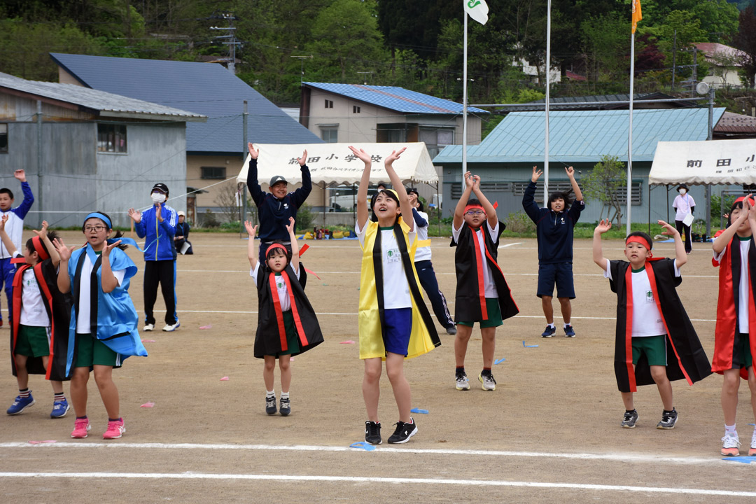  全校児童によるロックソーラン