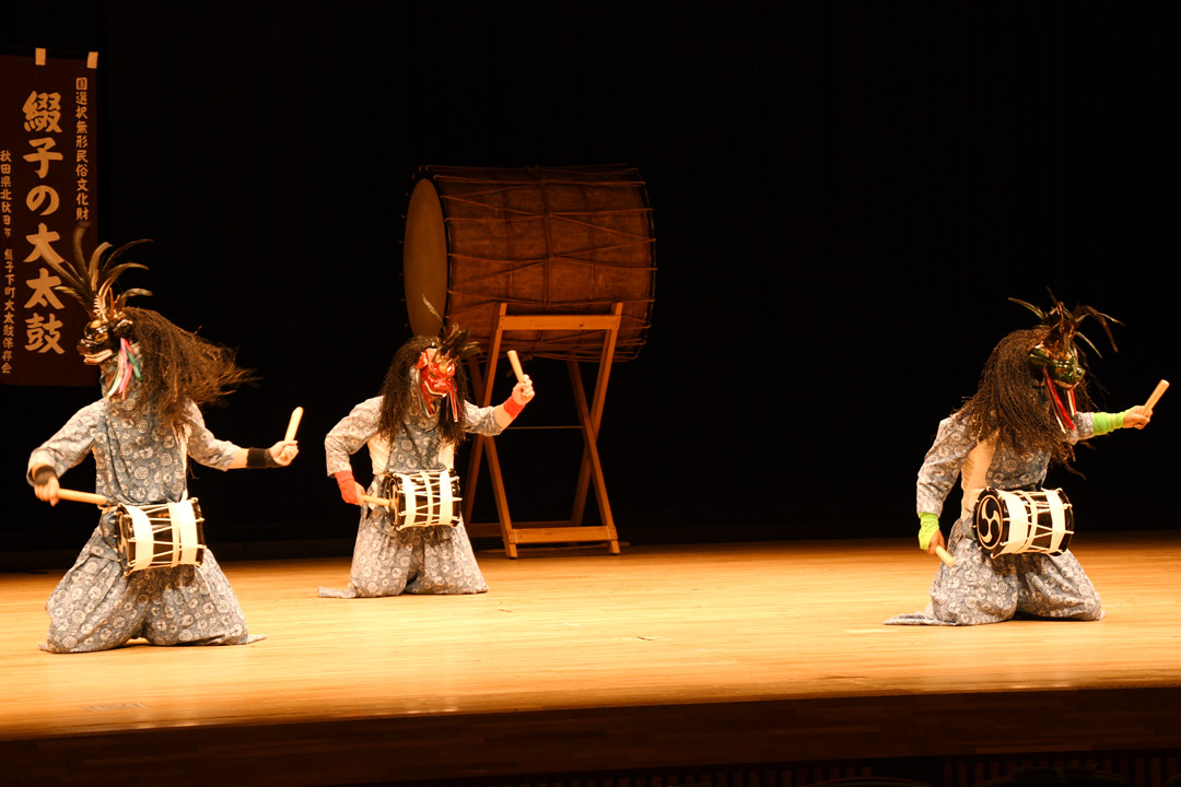 綴子の大太鼓（獅子踊り）