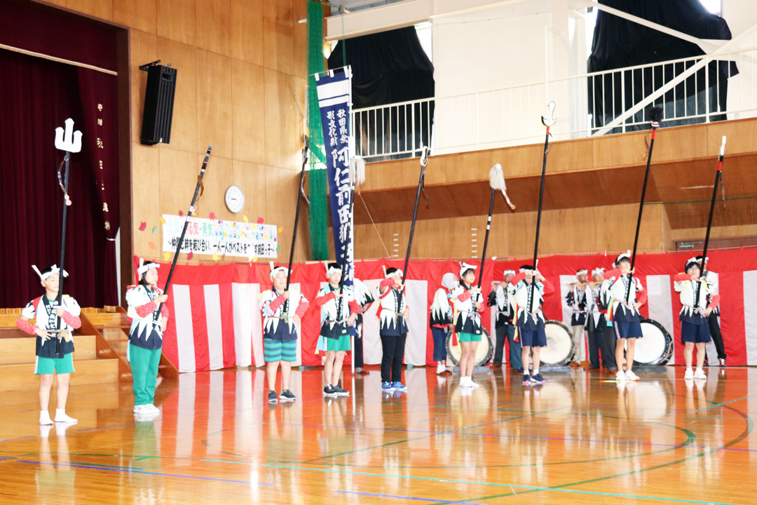  オープニング「阿仁前田獅子踊り」