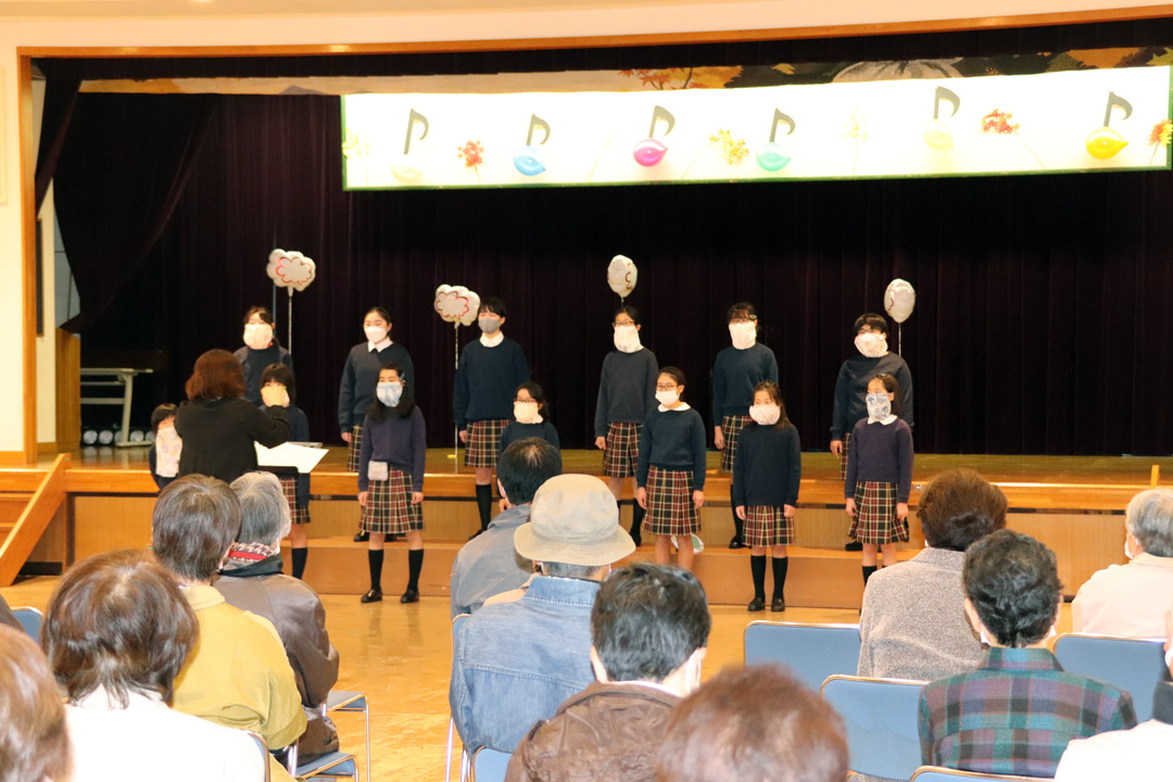 浜辺の歌音楽館少年少女合唱団