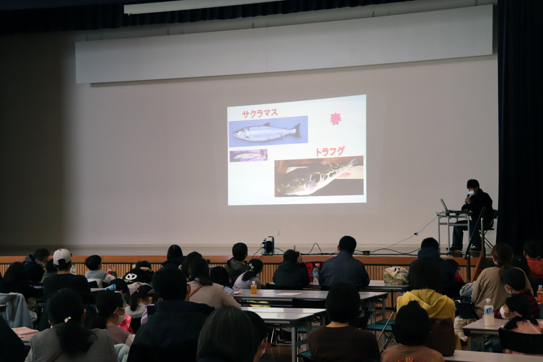 佐藤技師による勉強会「秋田の海の魚介類」