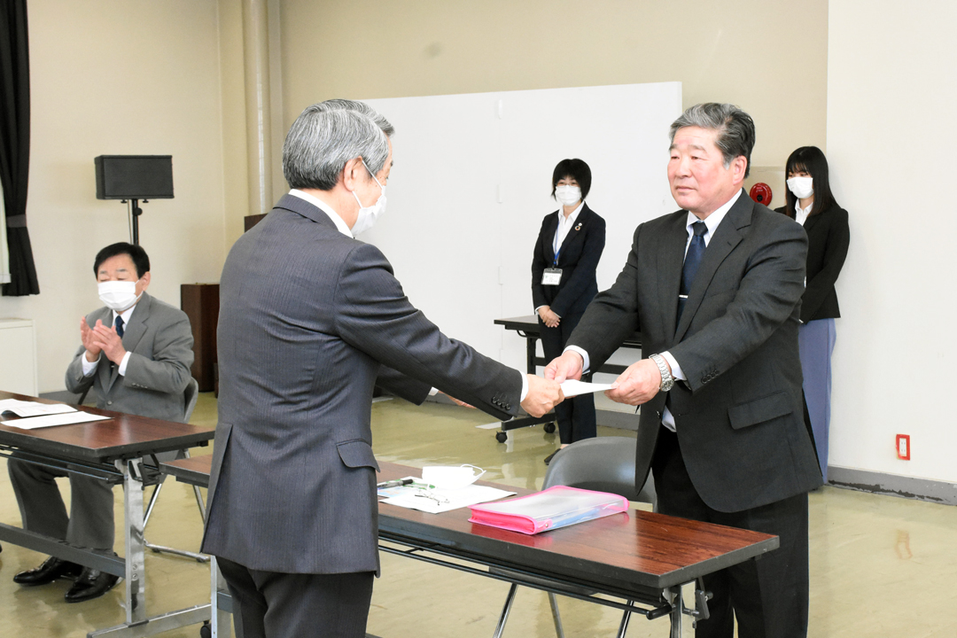 固定資産評価審査委員選任書交付式