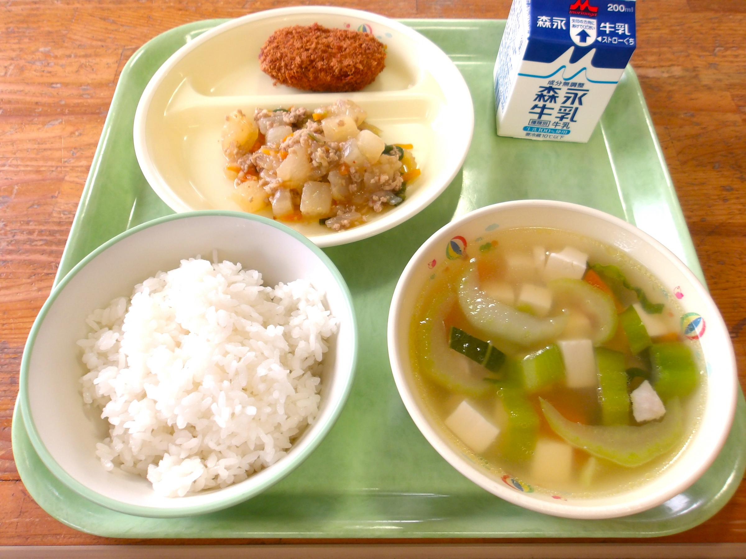 2025.11.7 鷹巣南部学校給食センター [339KB]