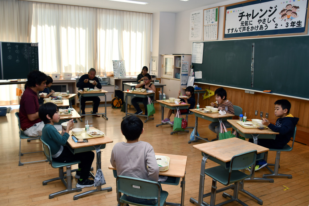 前田給食