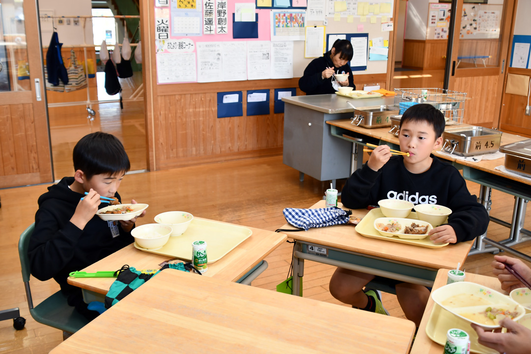 前田給食