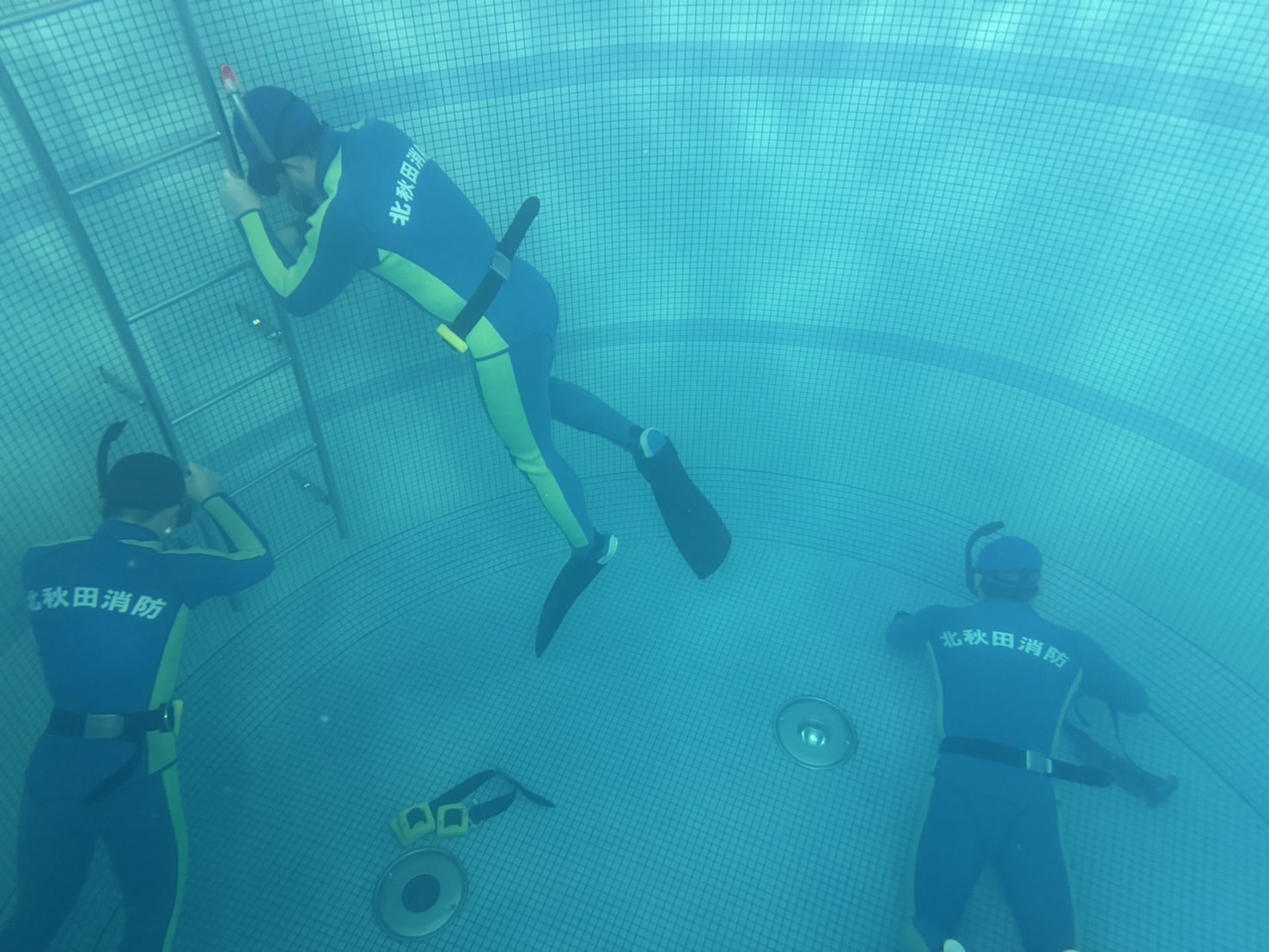 水深４ｍでの呼吸停止訓練