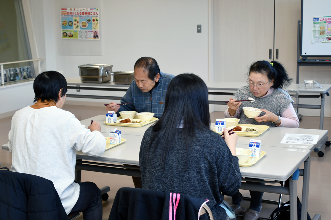 試食会