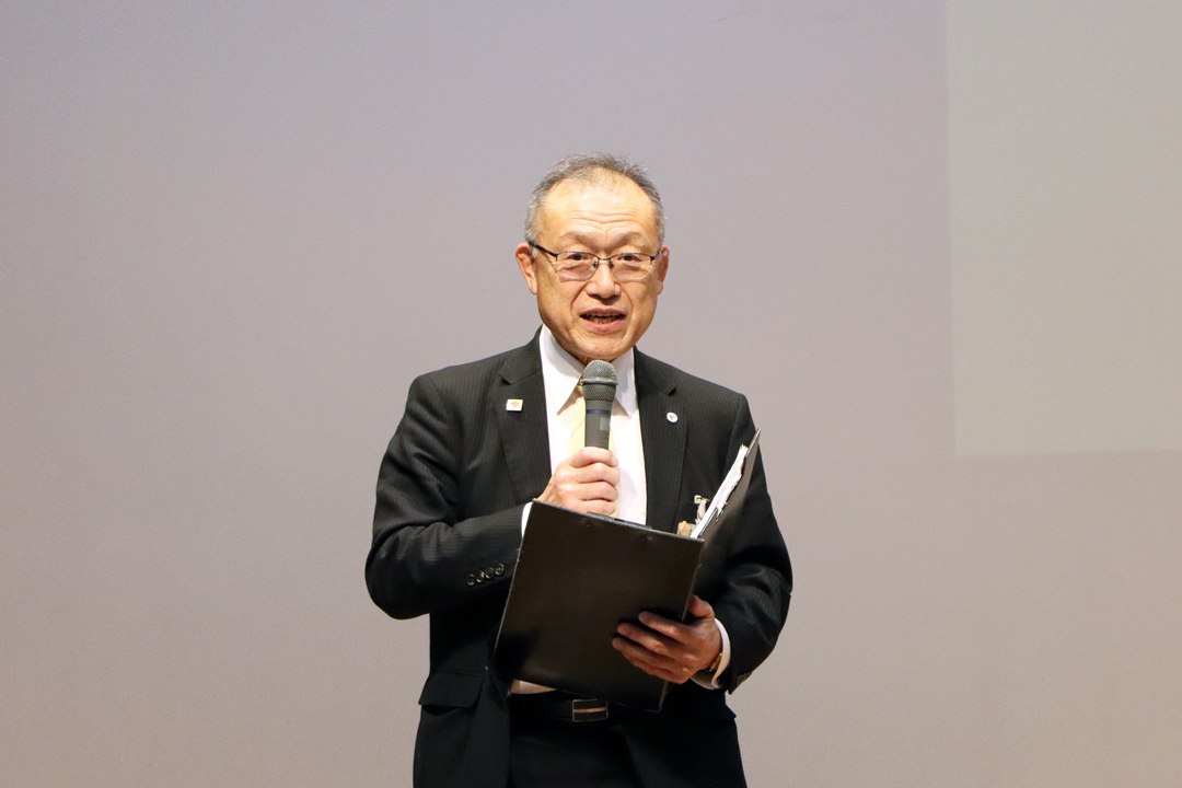 シンポ
