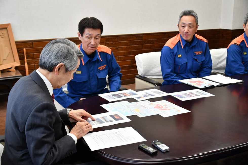 報告会の様子