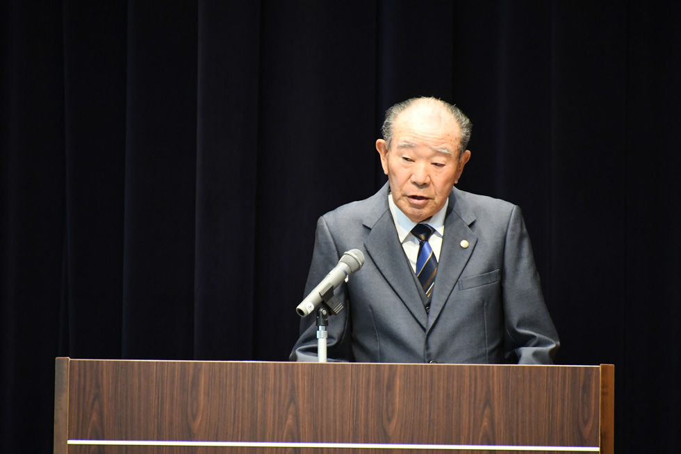 主催者あいさつ　山田会長