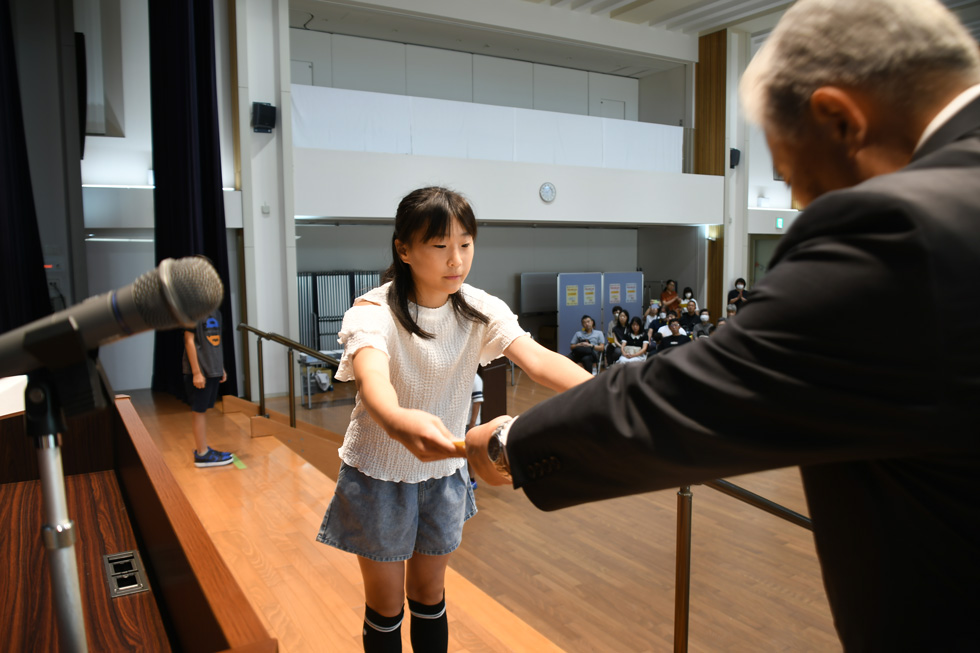 議長賞を受賞した茂内陽希さん