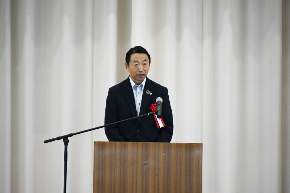 祝辞を述べる河田副市長