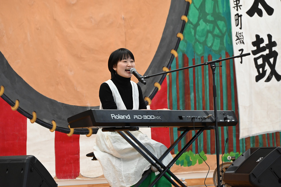 本城奈々さんによるライブ