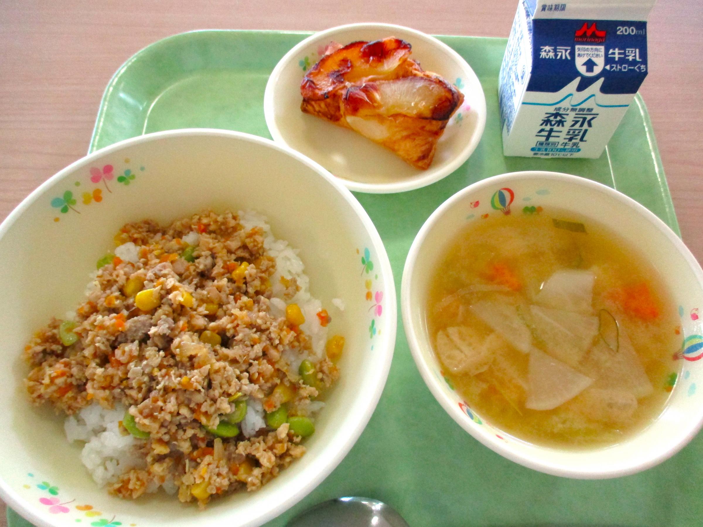 2025.10.8 鷹巣南部学校給食センター [457KB]