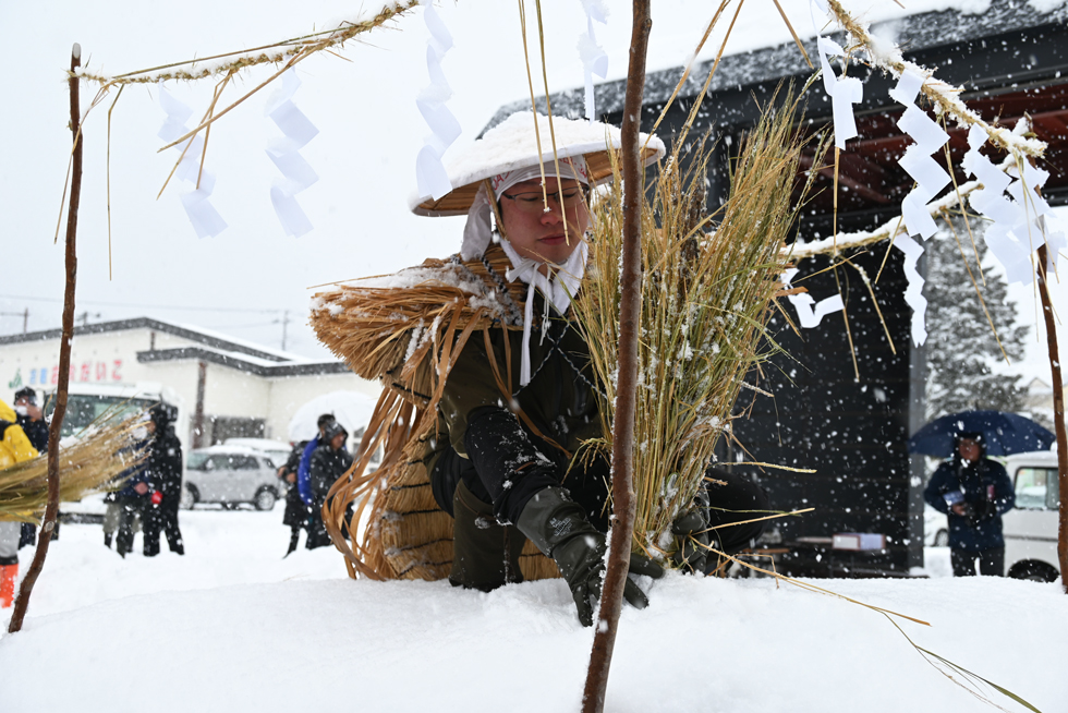 令和8年「雪中田植え」 | 北秋田市ホームページ 住民が主役のもりのまち