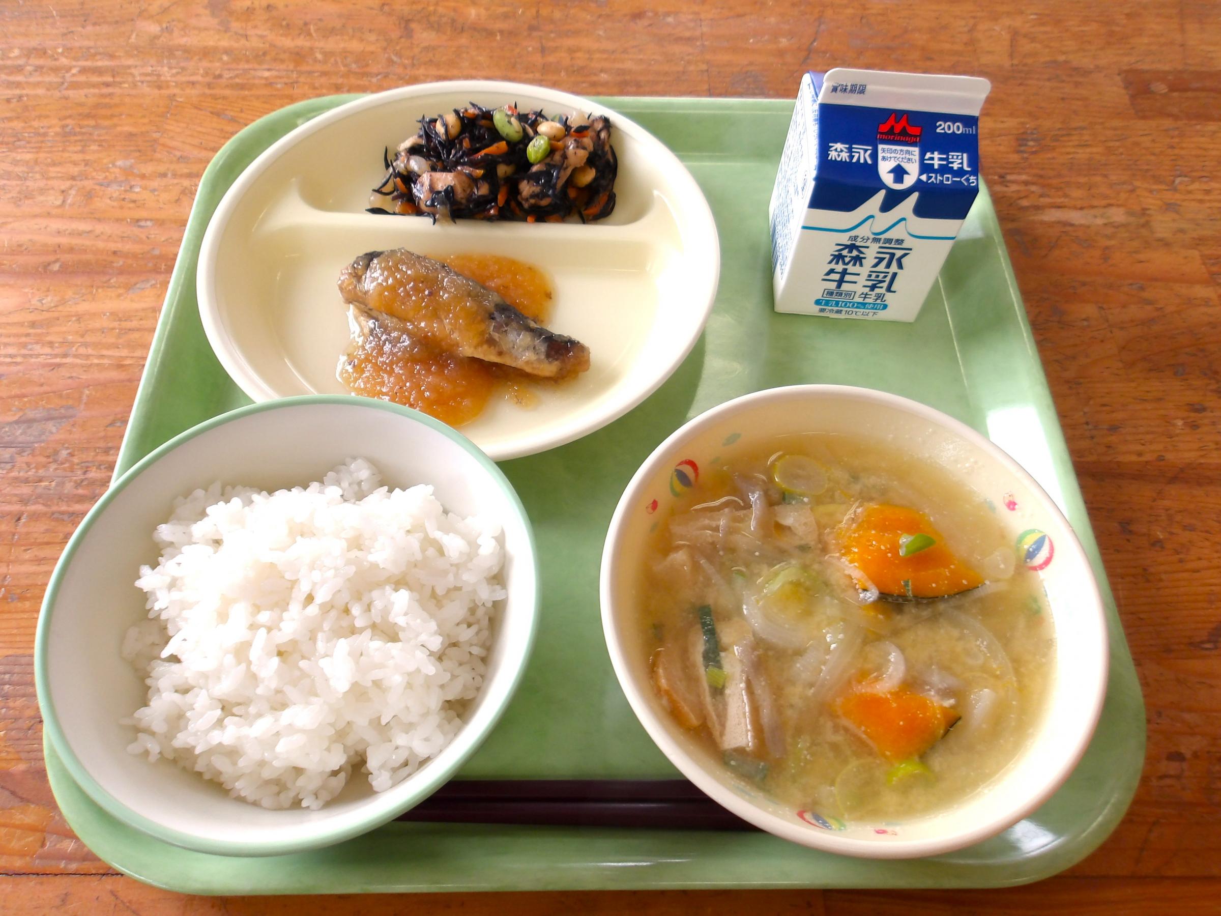 2025.11.7 鷹巣南部学校給食センター [365KB]