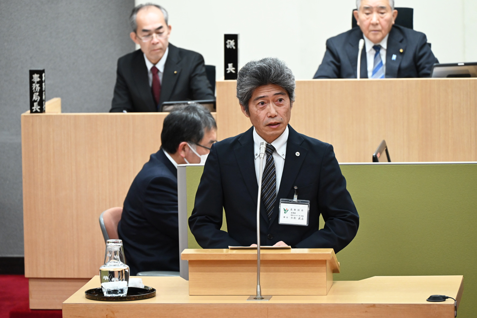 議案の提案(小松産業部長)