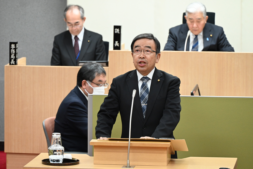 杉渕議会運営委員長の報告