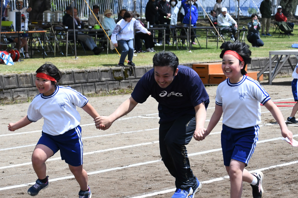 綴子小学校