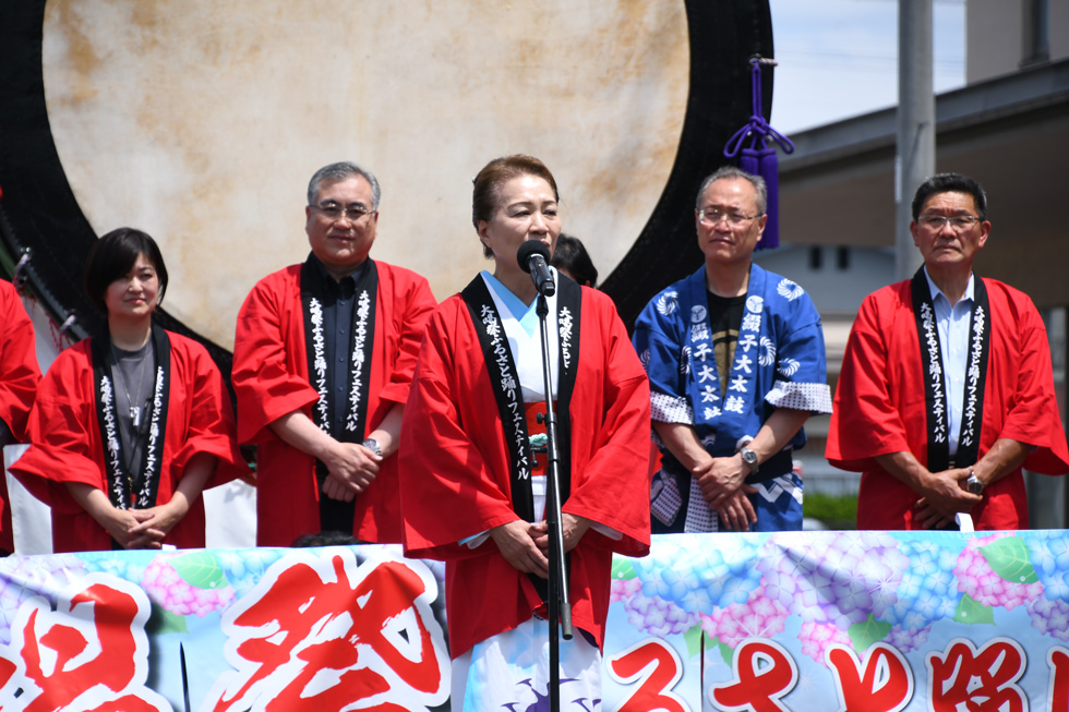あいさつをする野宮実行委員長