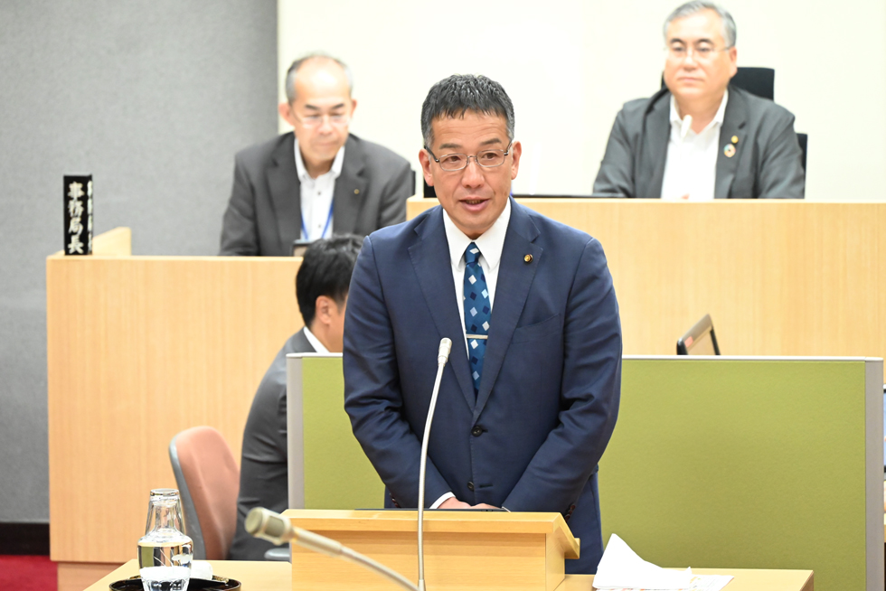松橋史尚議員（新創会）