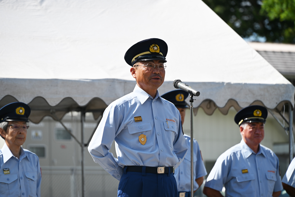 訓示を述べる長岐消防団長