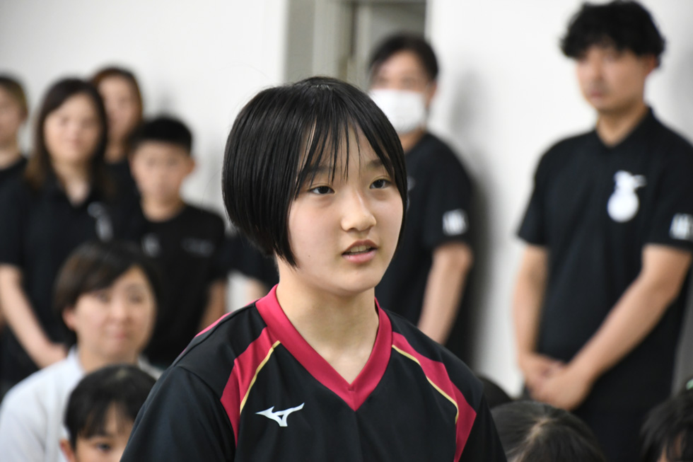 大会への抱負を述べる奈良田キャプテン