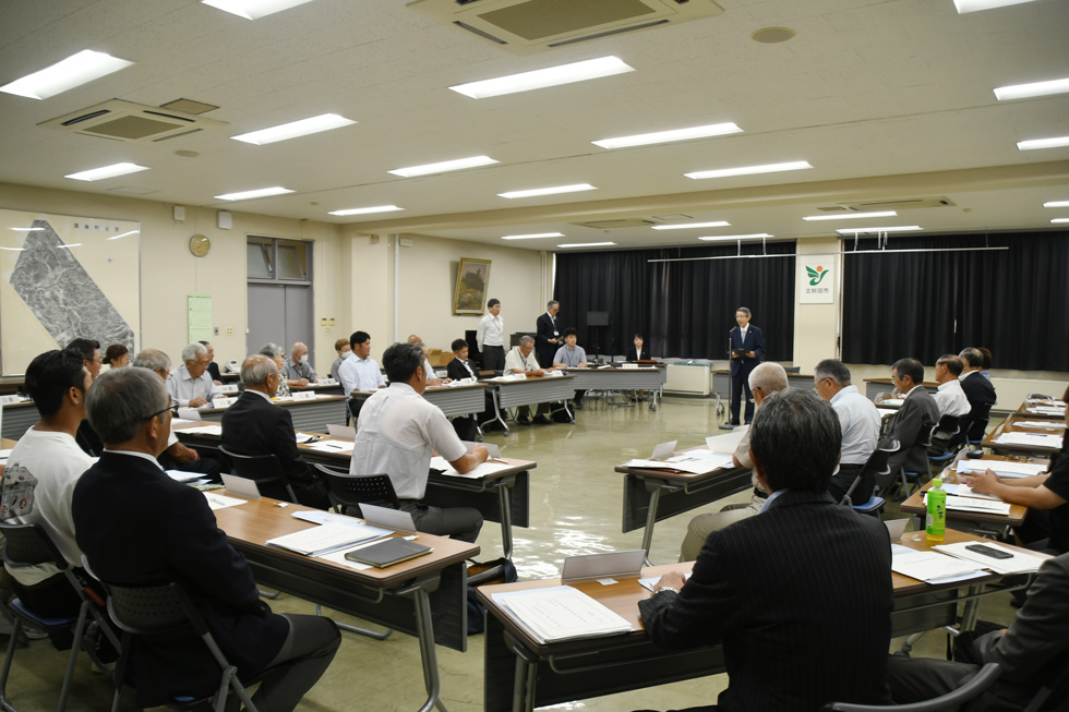 総会の様子