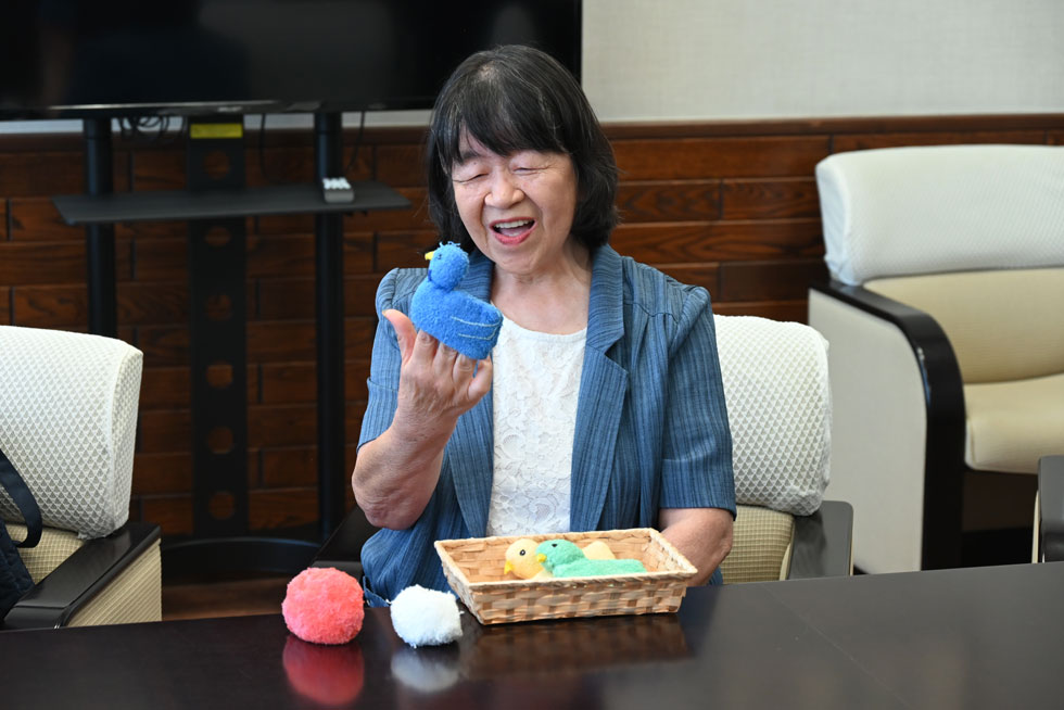 受賞報告の様子 [100KB]