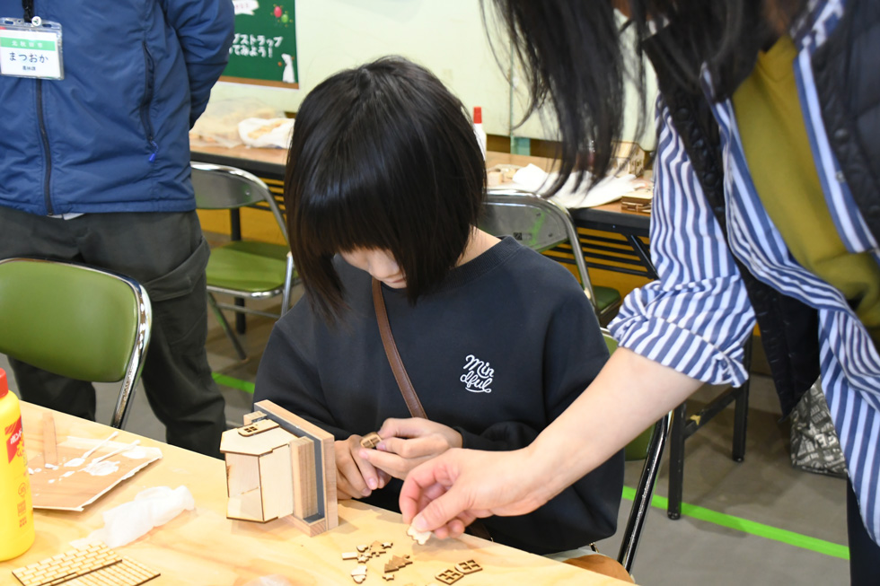 木の工作体験