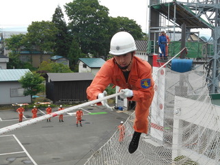 ロープブリッジ渡過2